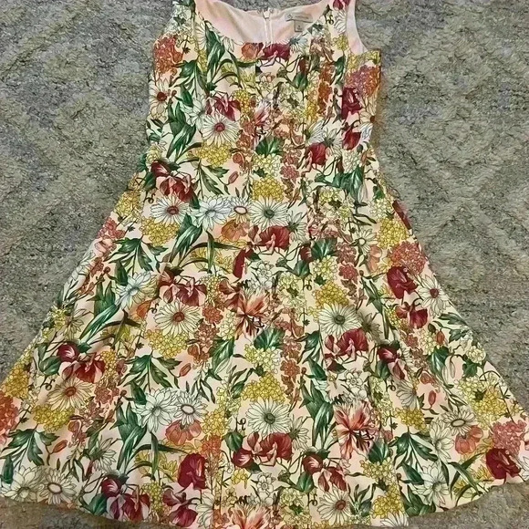 Floral Dress - Picture 1 of 2